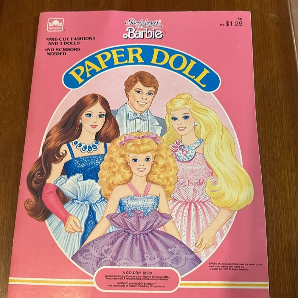 ❗️sold❗️ NWT Vintage Mint Jewel Secrets Barbie Uncut Paper Dolls Golden